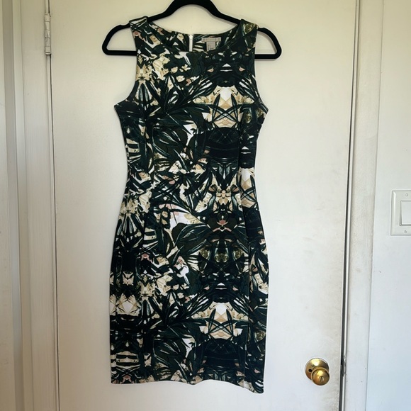 Green Jungle Dress - Picture 1 of 3